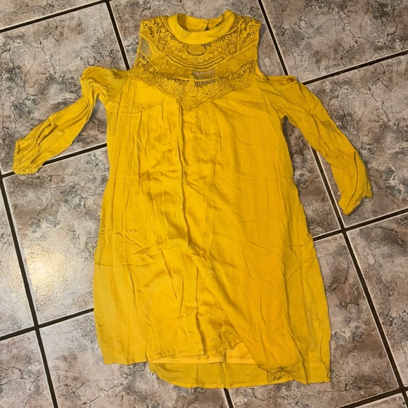 Dress Bundle - Picture 2 of 11